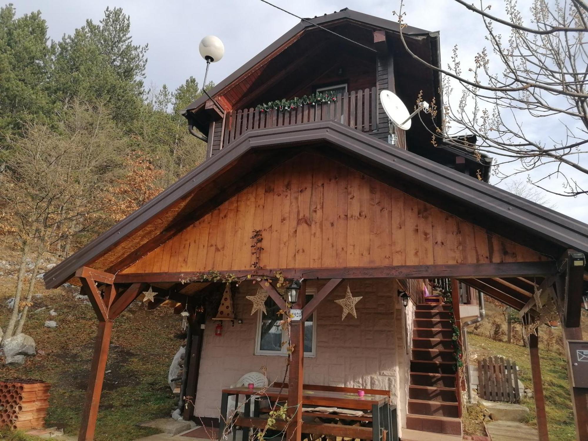 Case de vacanță Vikendica Moonlight